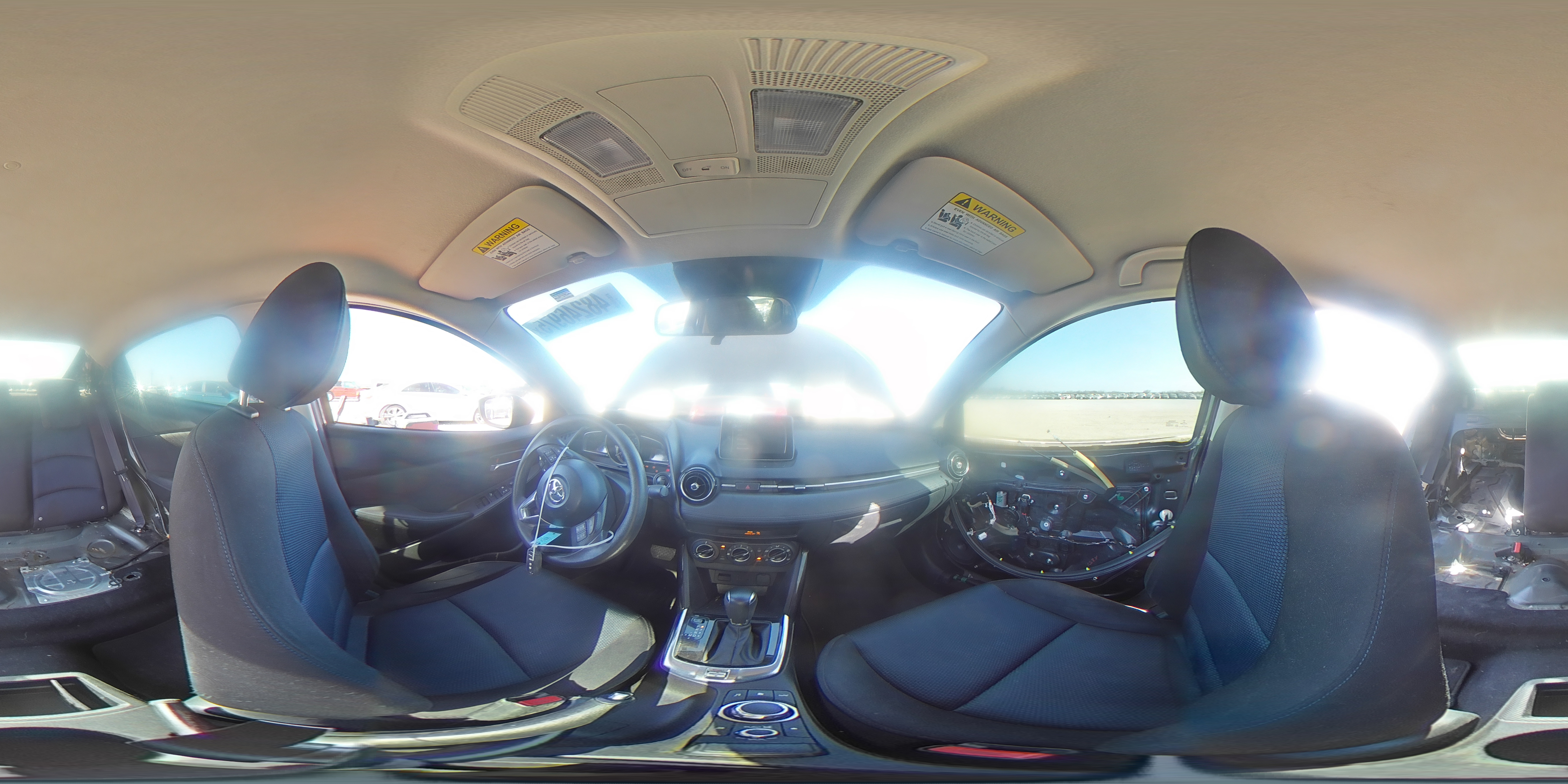 2017 Toyota Yaris - Image 13