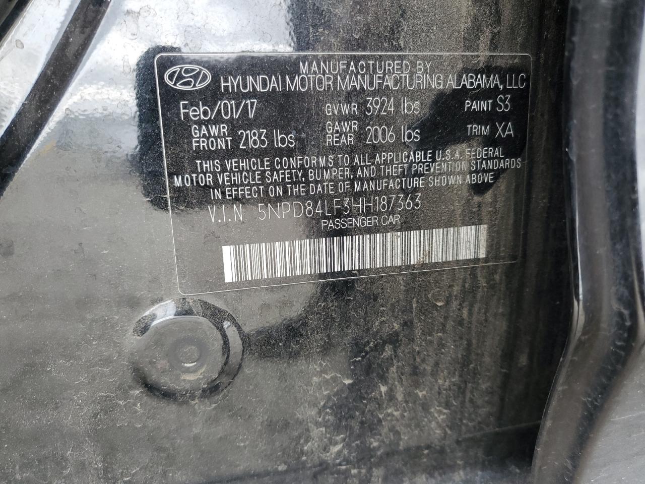 2017 Hyundai Elantra - Image 12