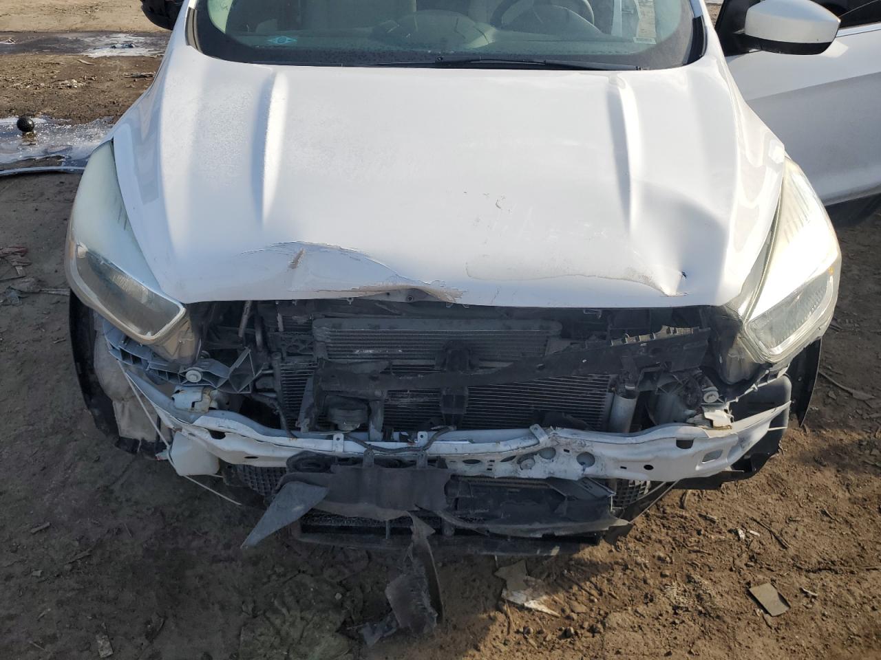 1FMCU9G91HUC56304 FORD ESCAPE 2017