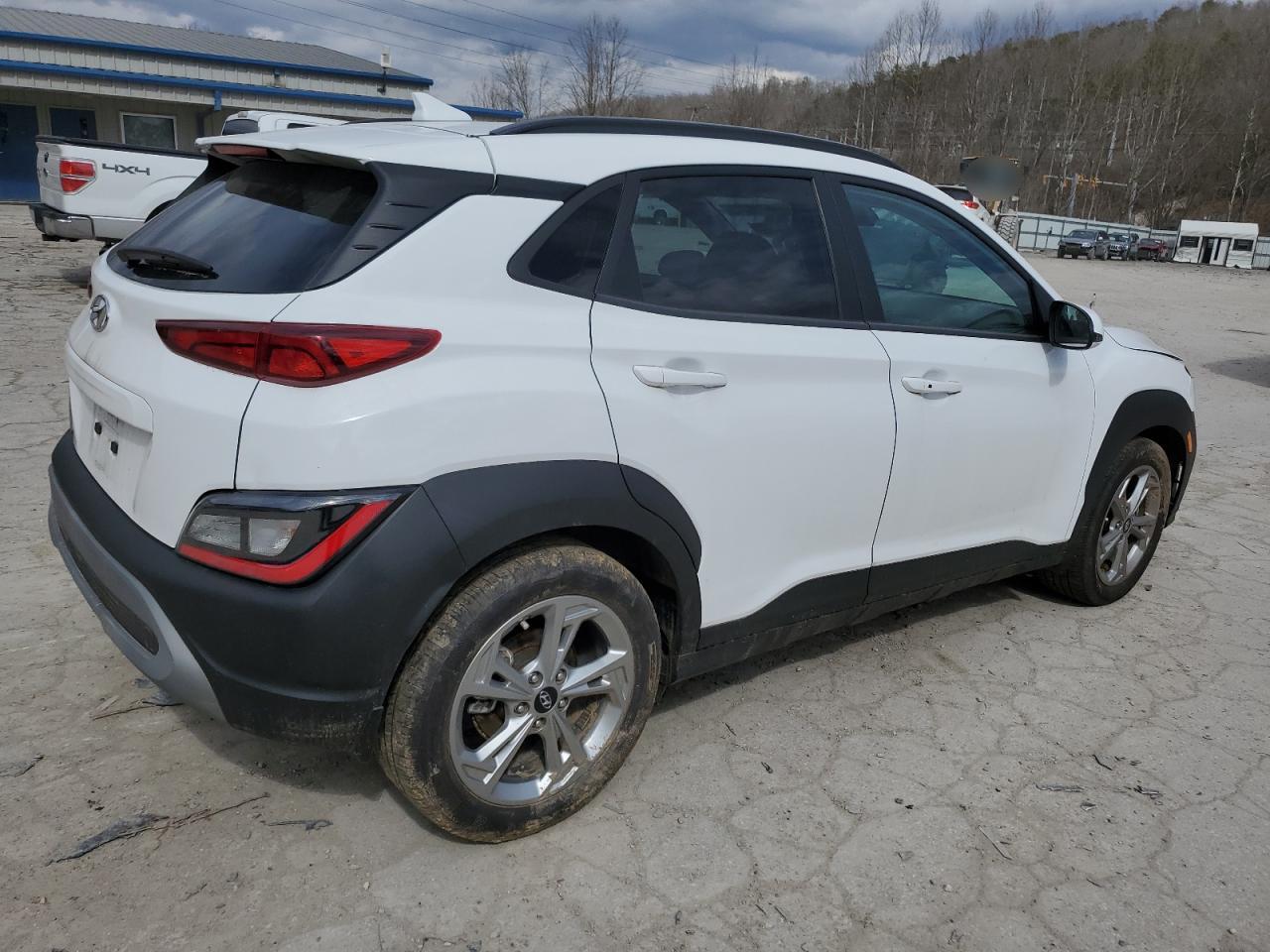 2022 Hyundai Kona - Image 3
