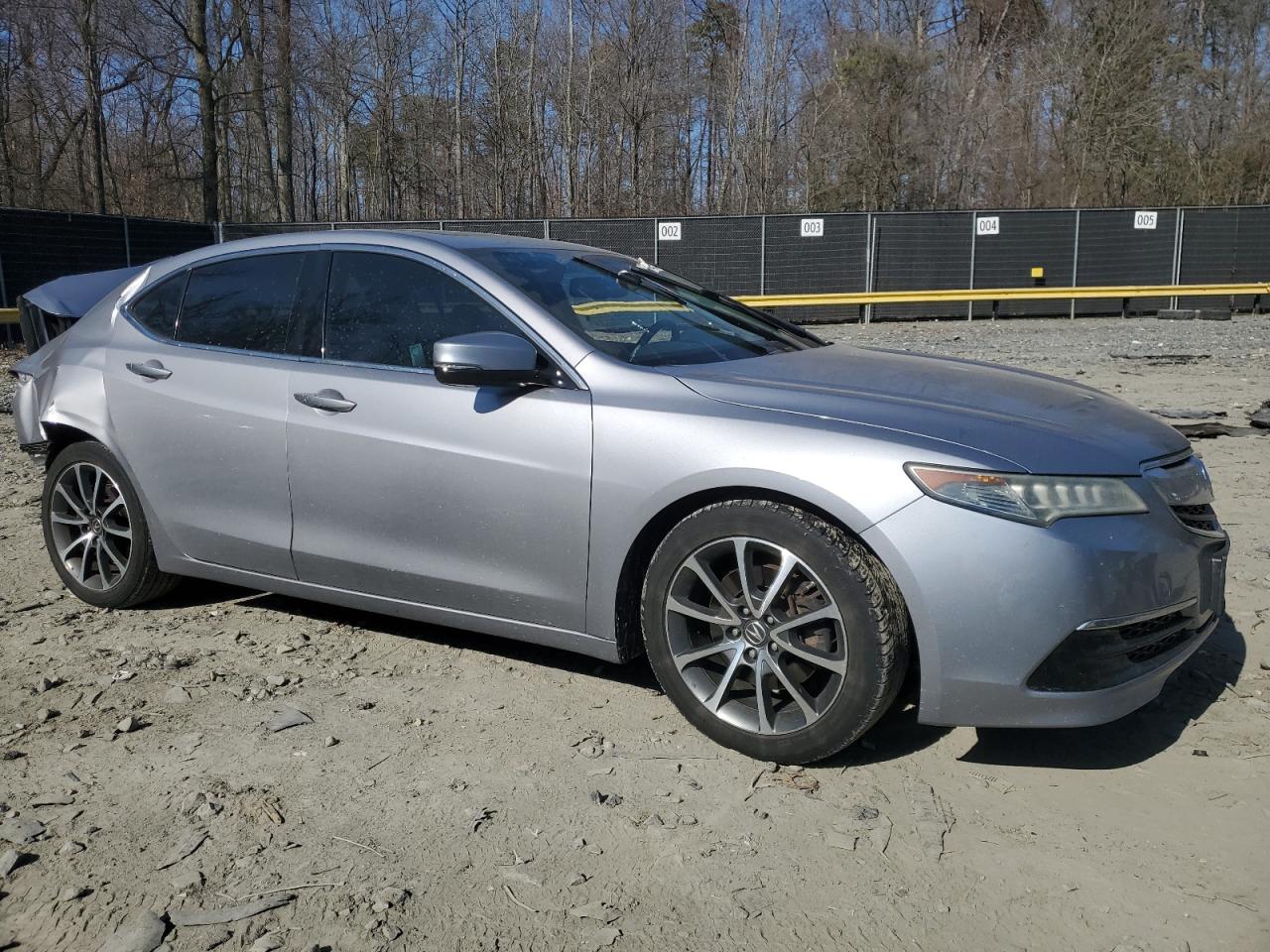 2015 Acura TLX - Image 4
