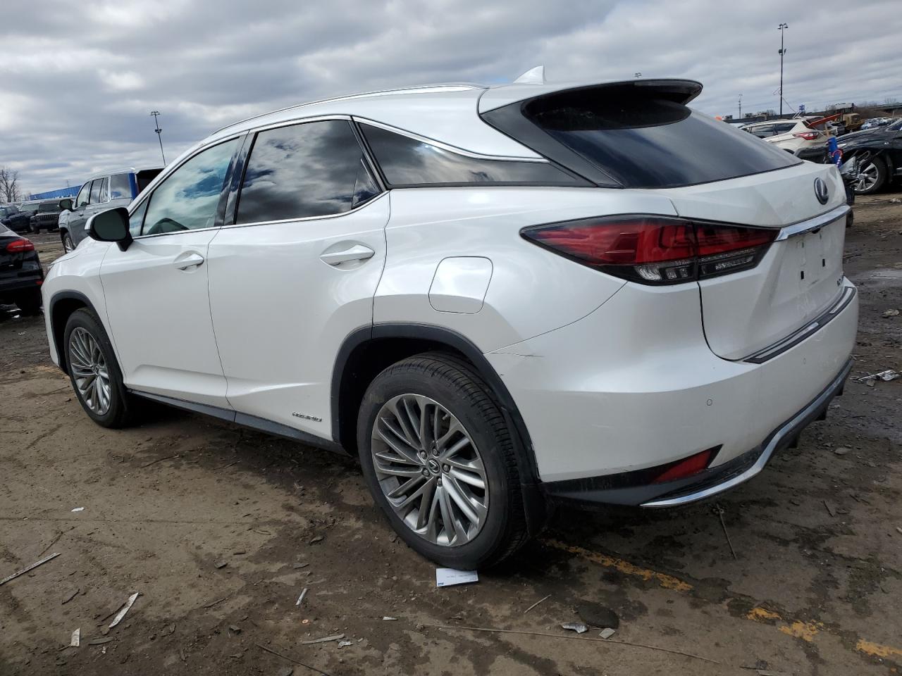 2021 Lexus RX - Image 2