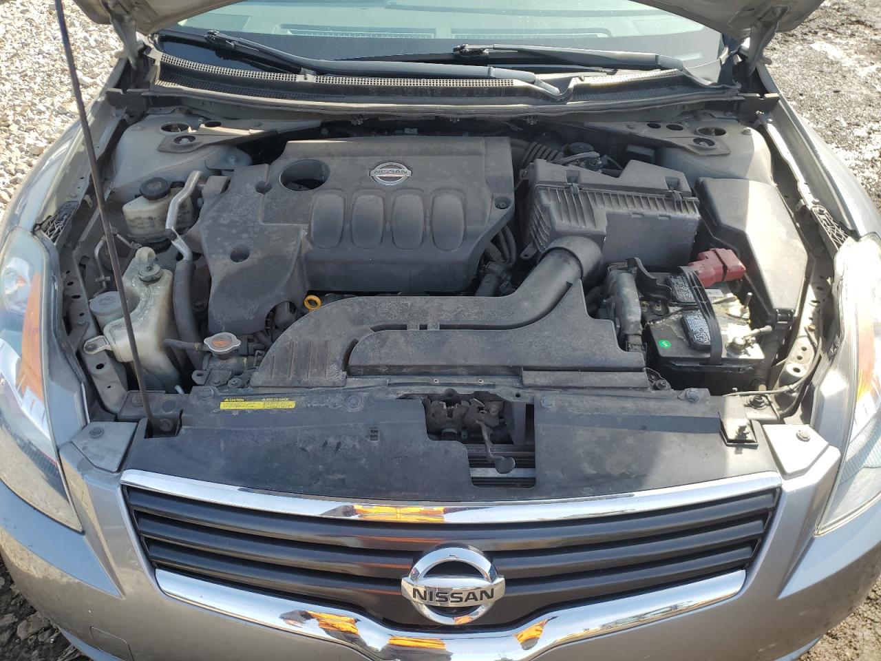 2009 Nissan Altima - Image 11