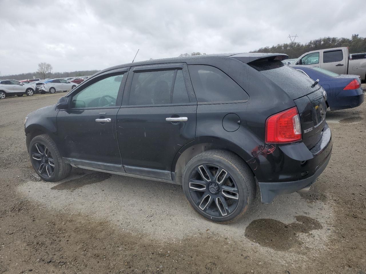 2011 Ford Edge - Image 2