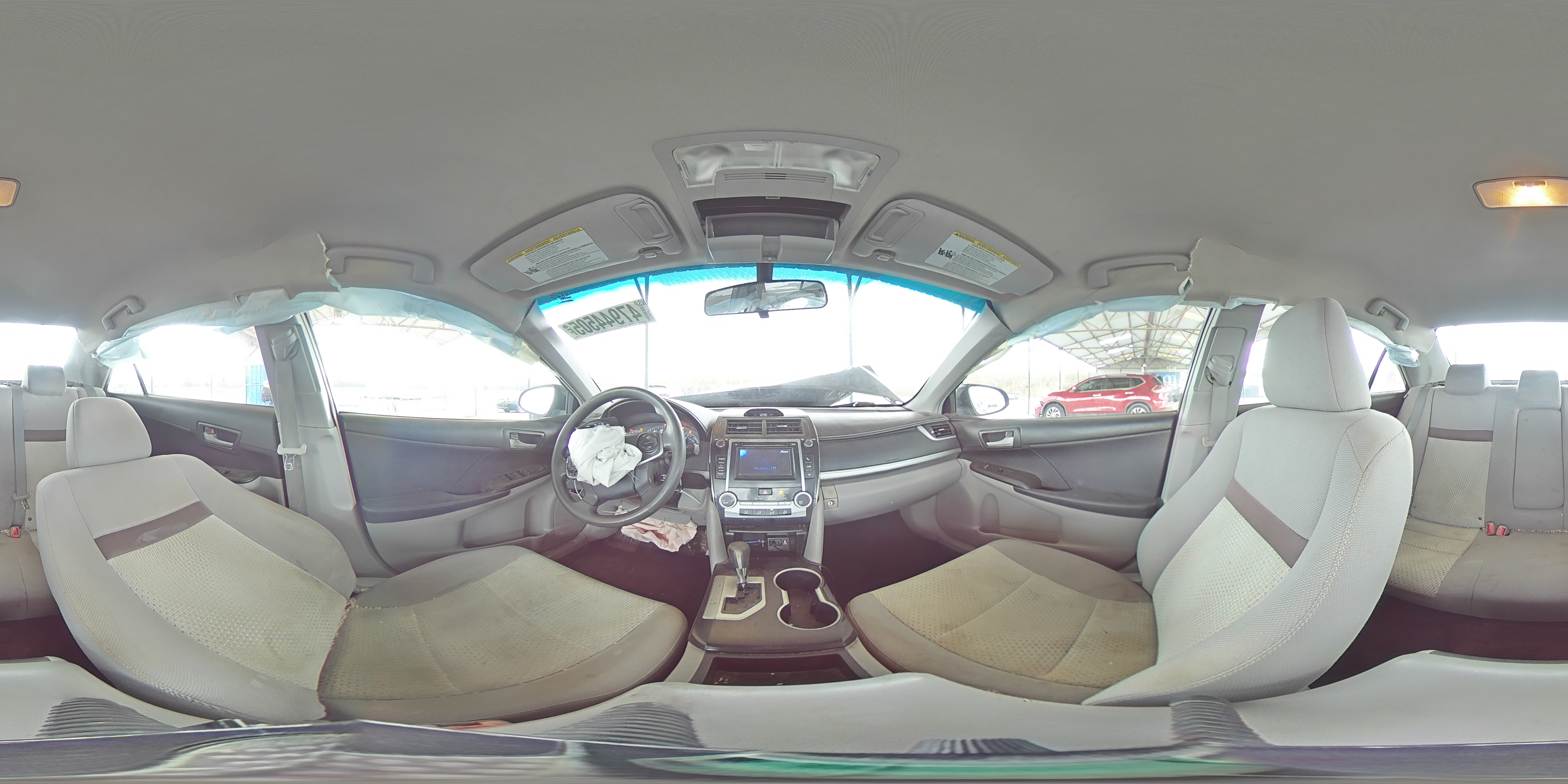 2013 Toyota Camry - Image 13