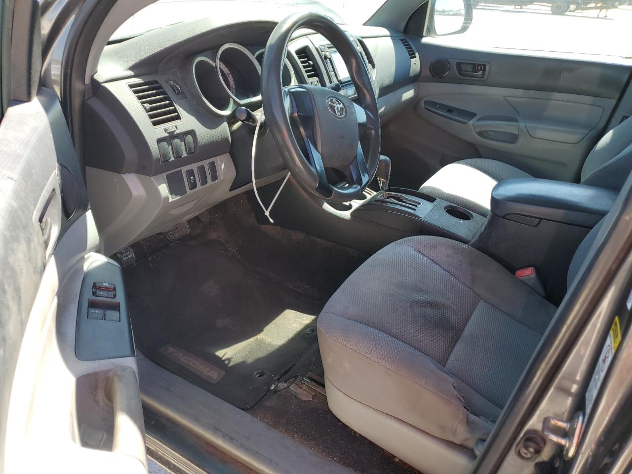2014 Toyota Tacoma - Image 8