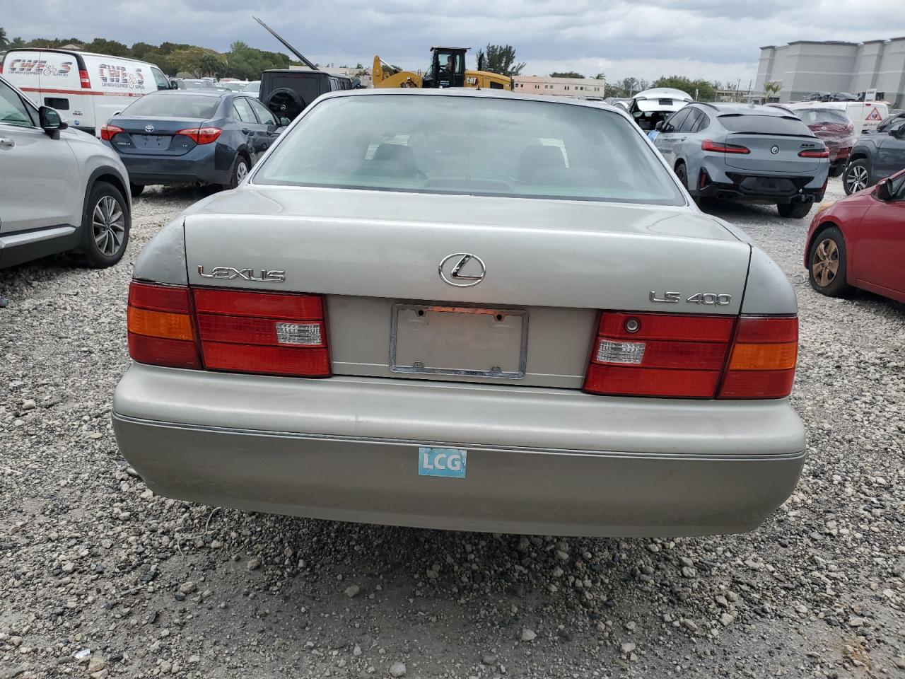 1999 Lexus LS - Image 6