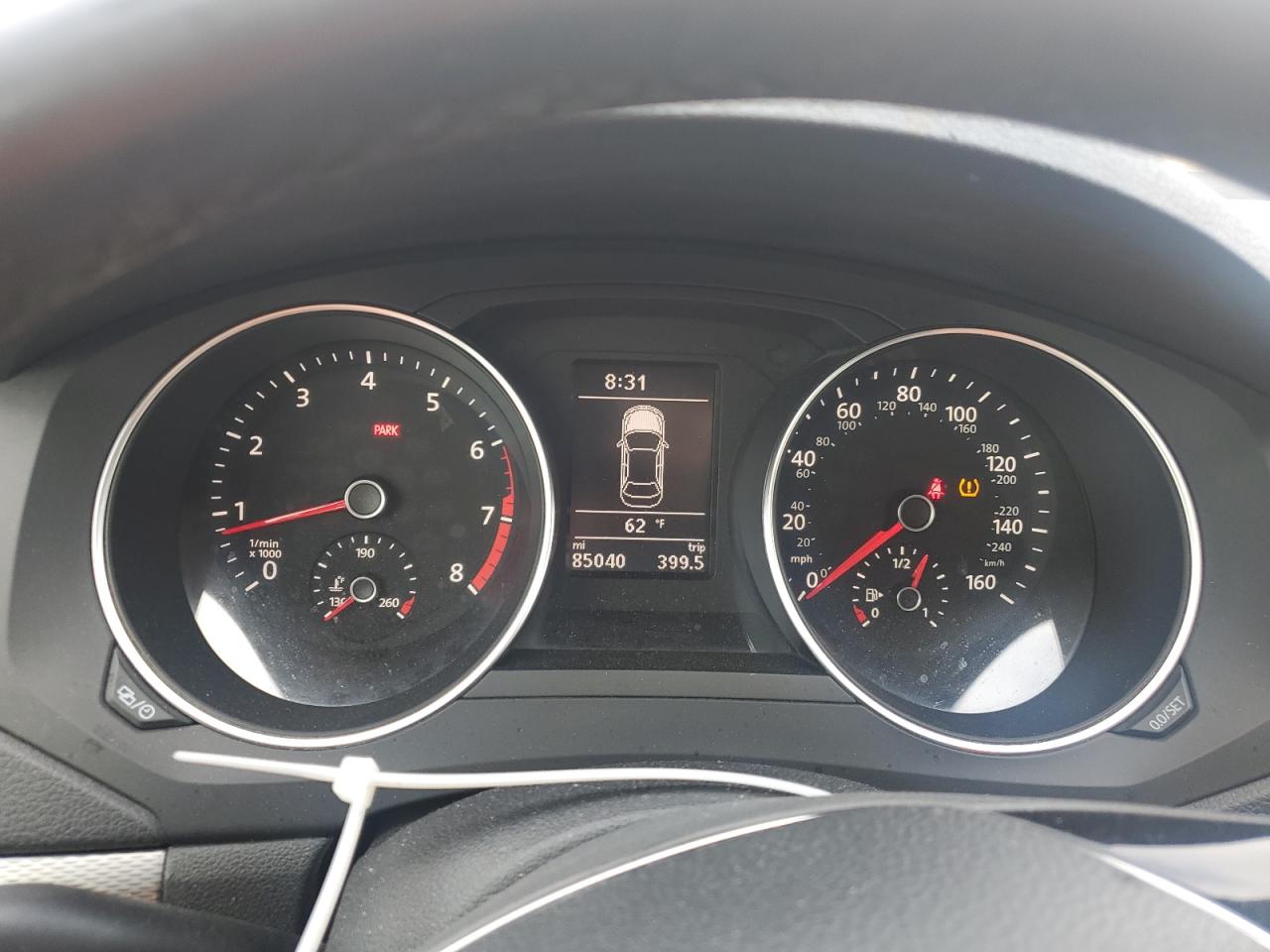 2017 Volkswagen Jetta - Image 9