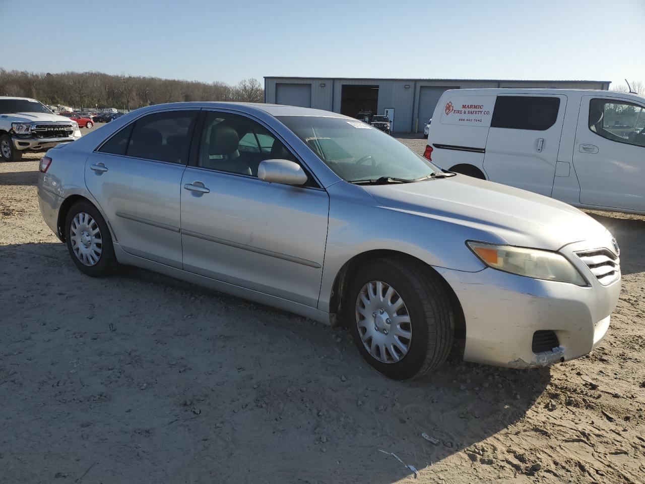 2010 Toyota Camry - Image 4