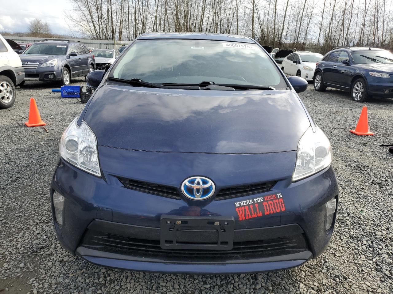 2015 Toyota Prius - Image 5