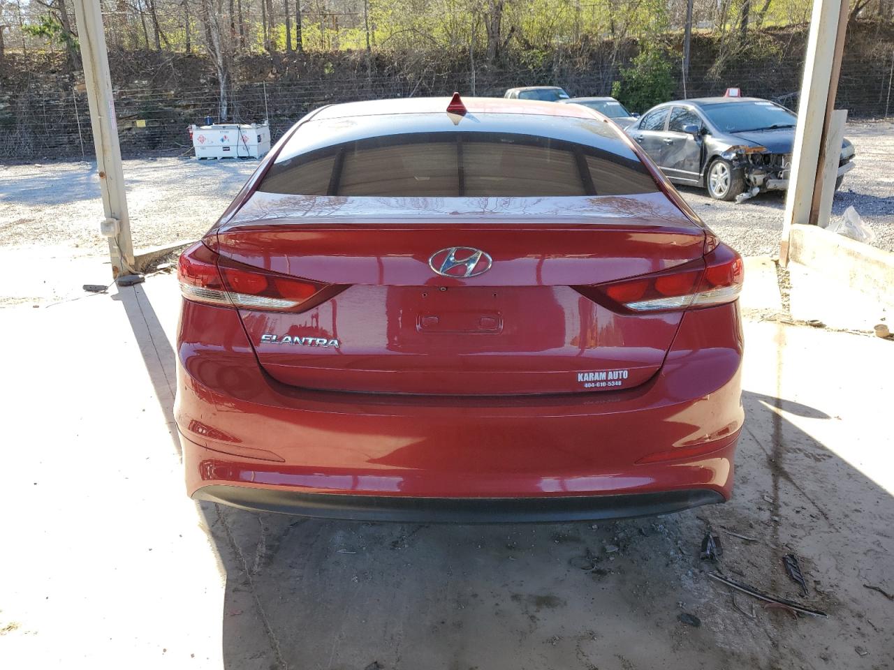 2017 Hyundai Elantra - Image 6