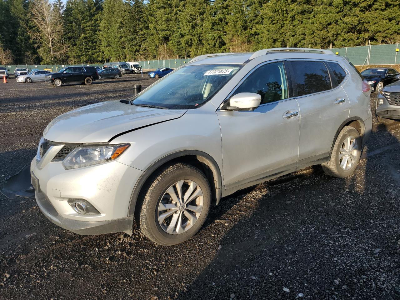 2015 Nissan Rogue - Image 1
