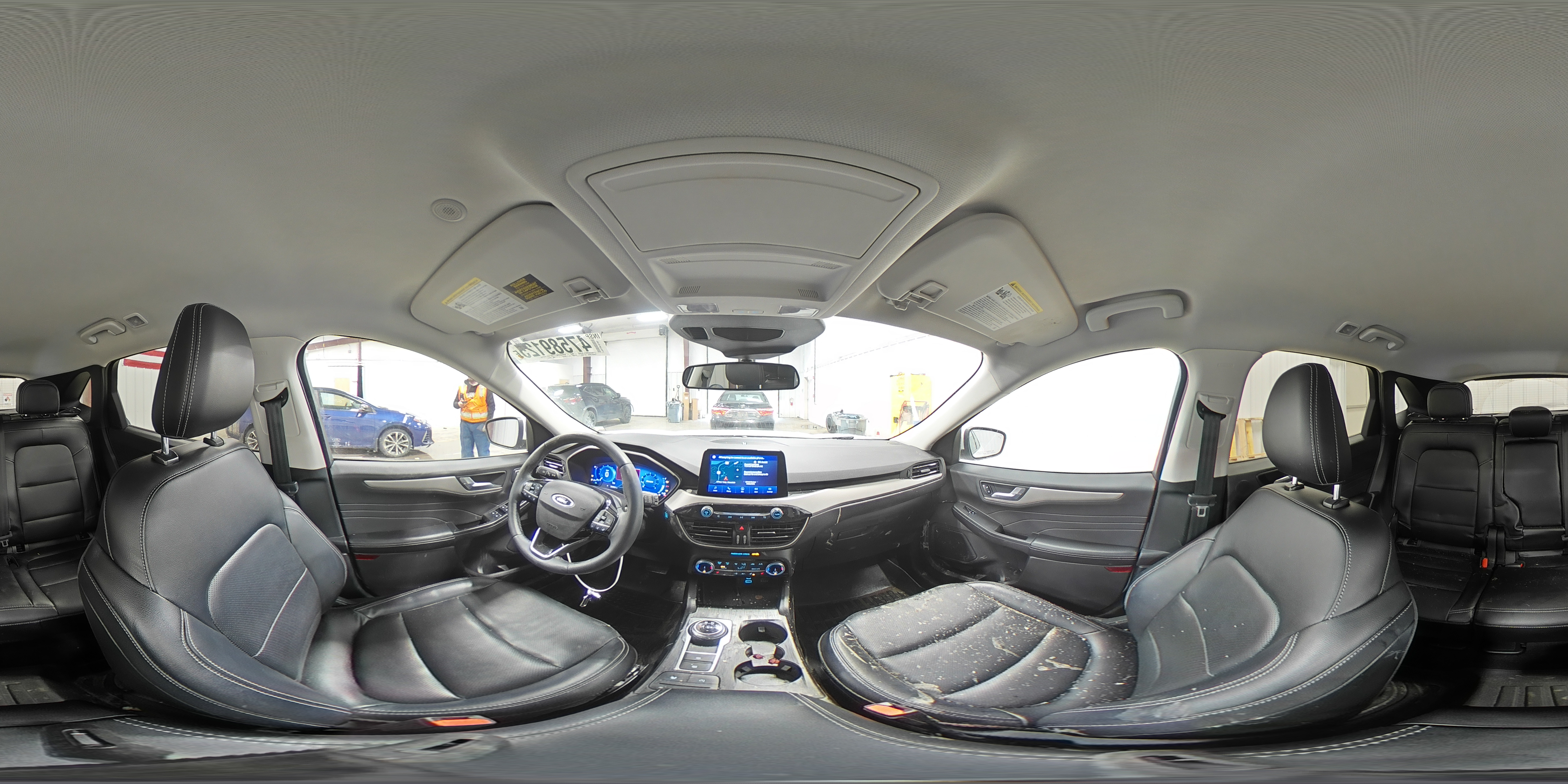 2022 Ford Escape - Image 13