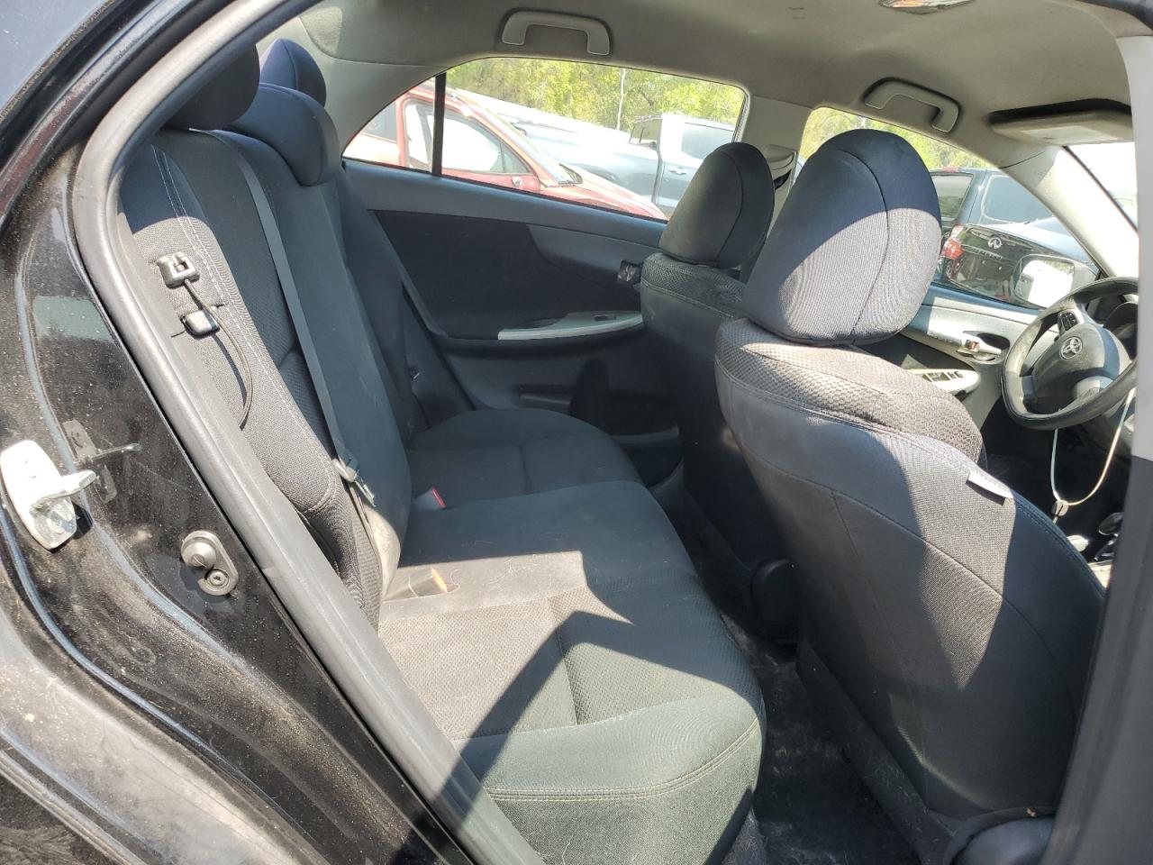 2012 Toyota Corolla - Image 11