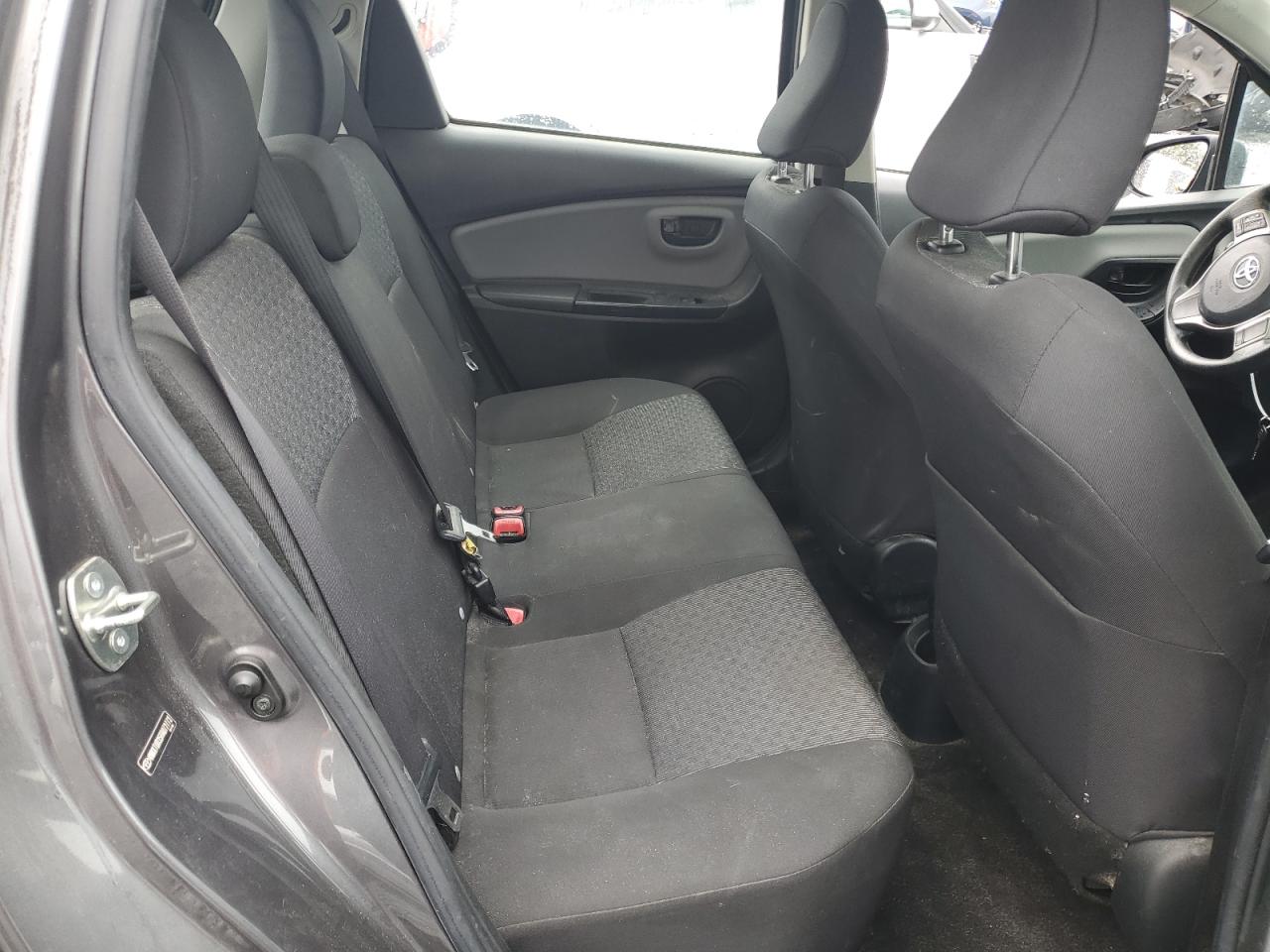 2017 Toyota Yaris - Image 10