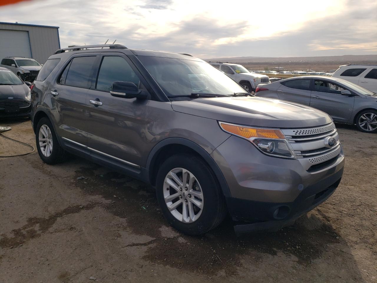 2014 Ford Explorer - Image 4