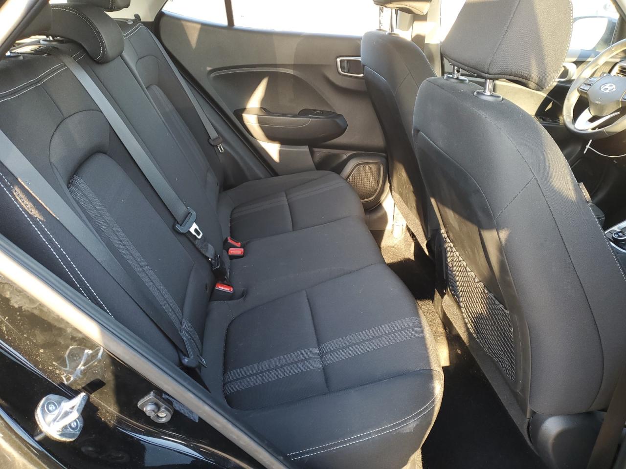 2023 Hyundai Venue - Image 10