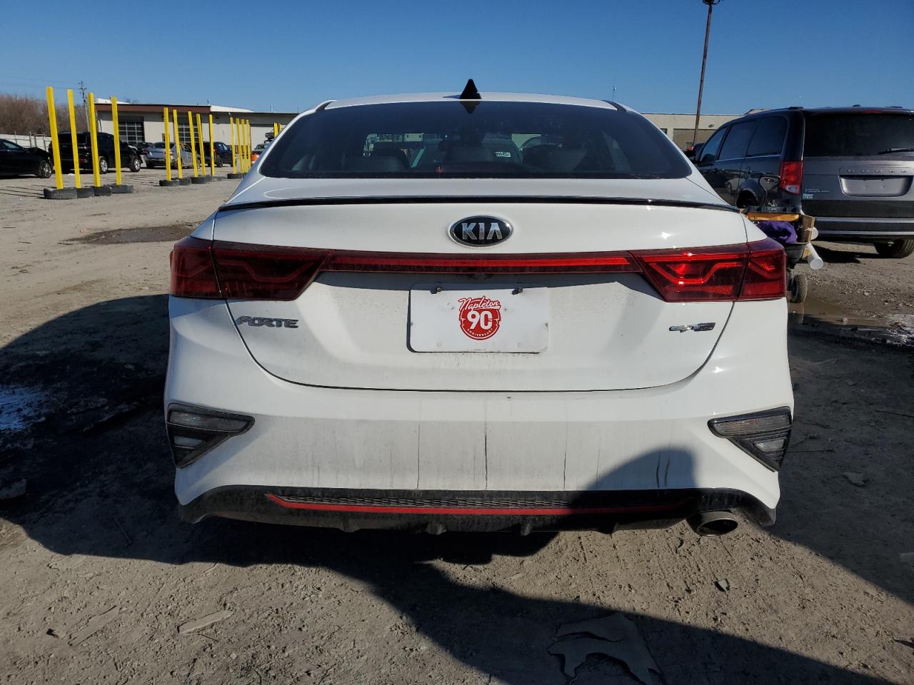 2021 Kia Forte - Image 6