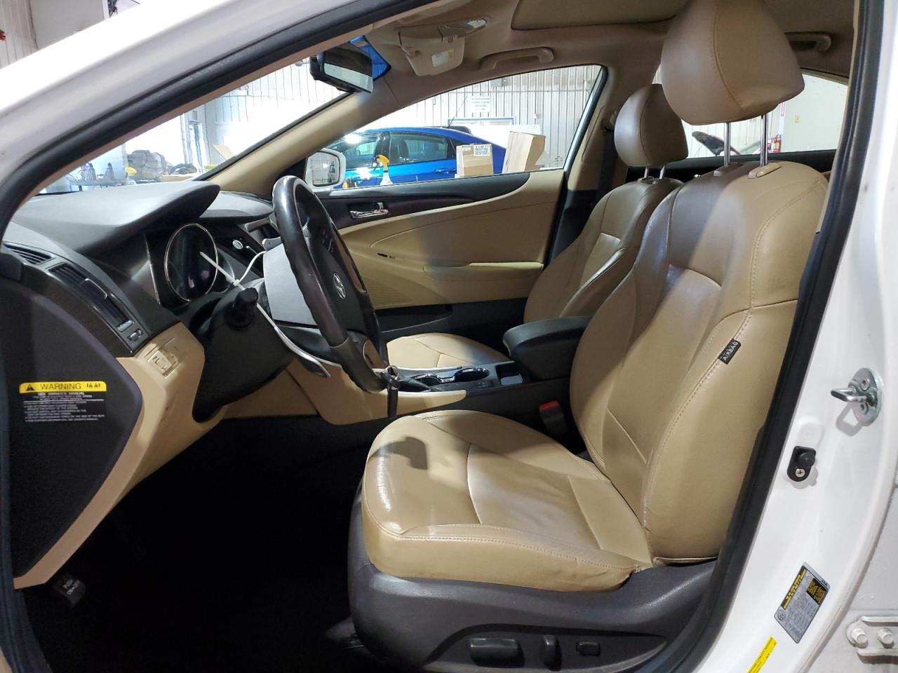 2011 Hyundai Sonata - Image 7