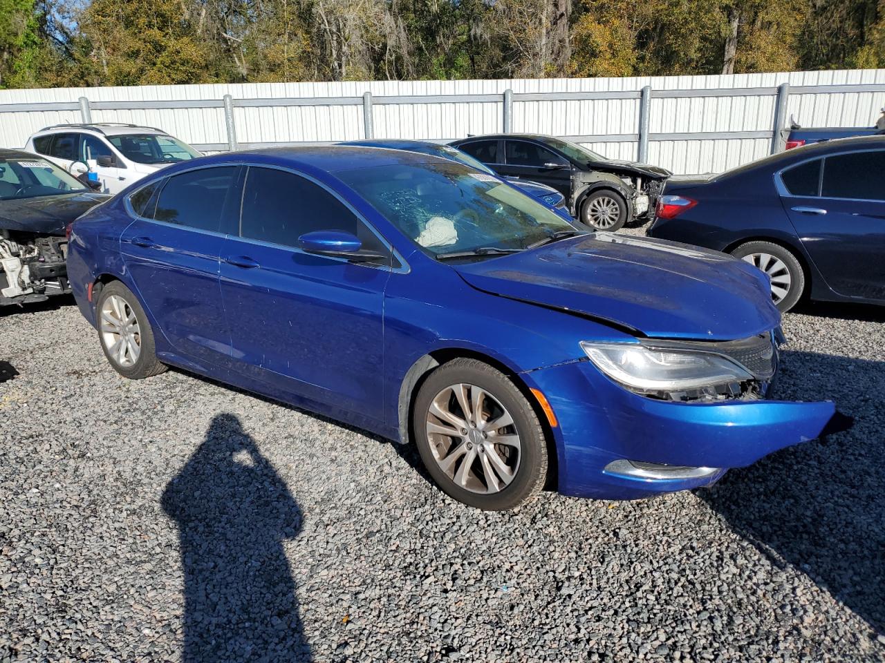 2015 Chrysler 200 - Image 4