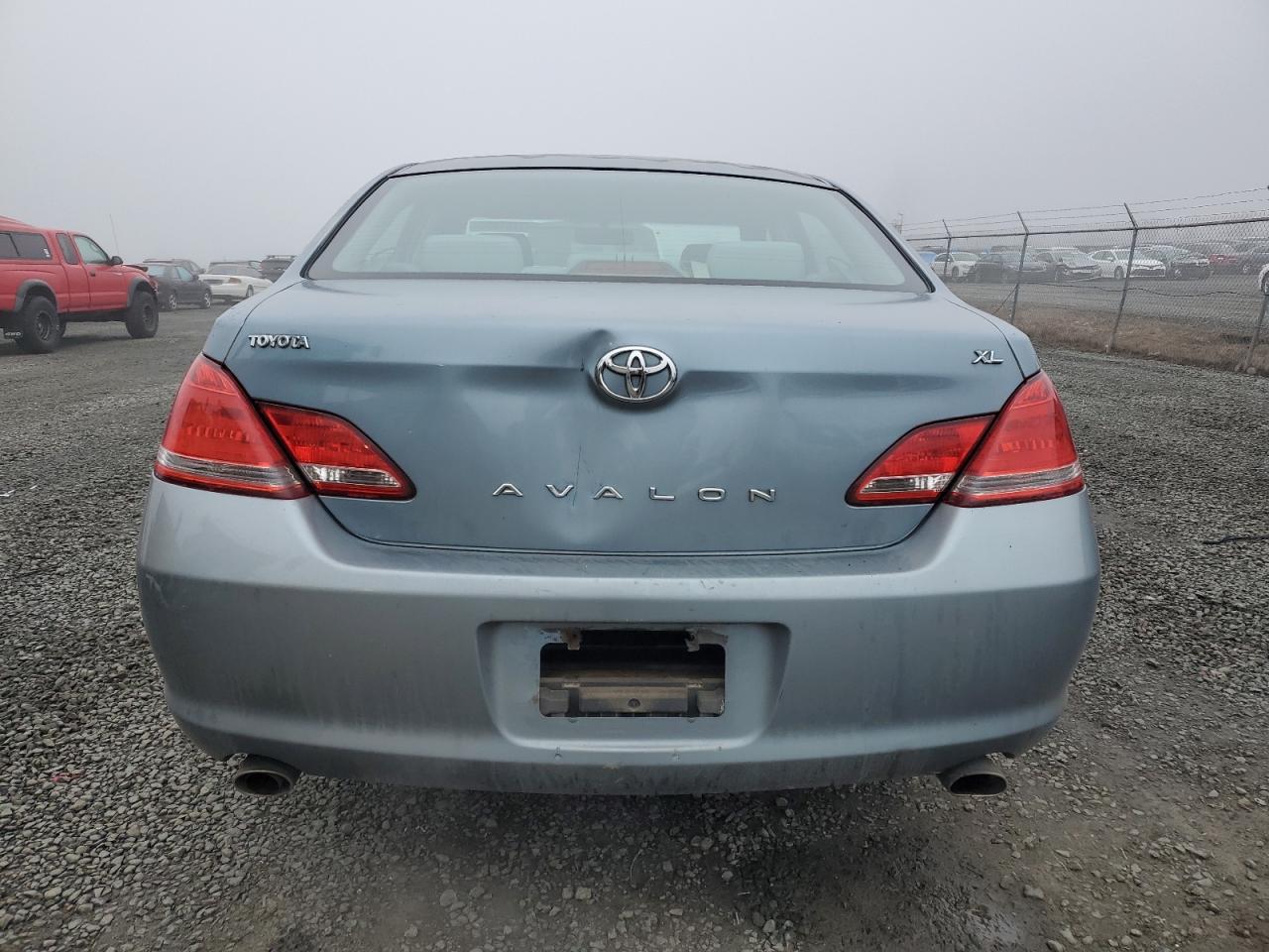 2006 Toyota Avalon - Image 6
