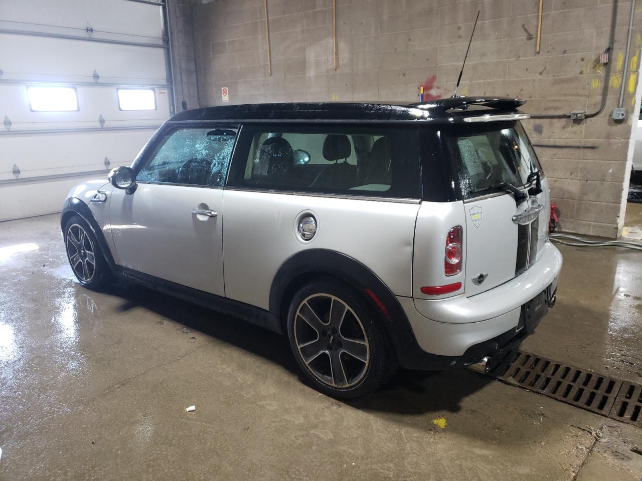 2014 MINI Cooper - Image 2