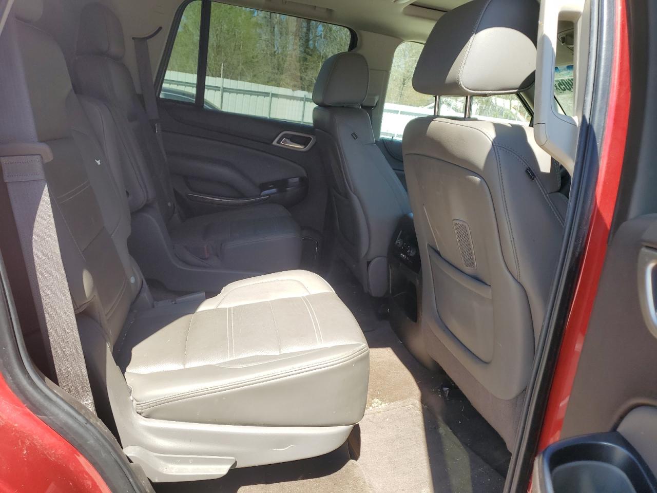 2015 GMC Yukon - Image 11