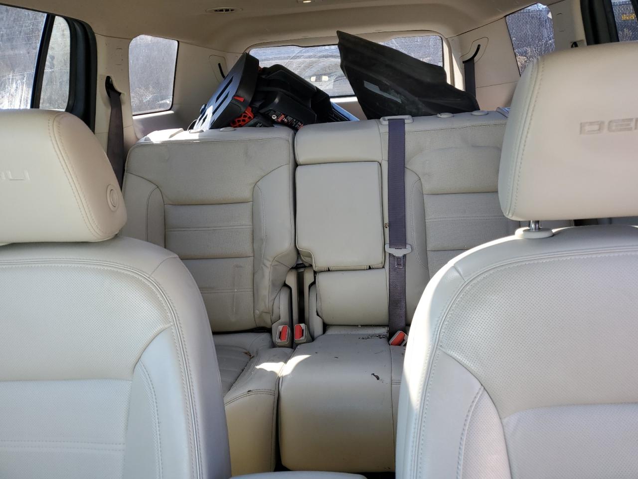 2017 GMC Acadia - Image 10