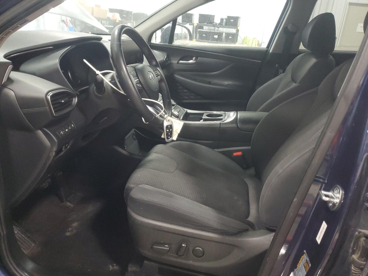 2023 Hyundai Santa Fe - Image 7