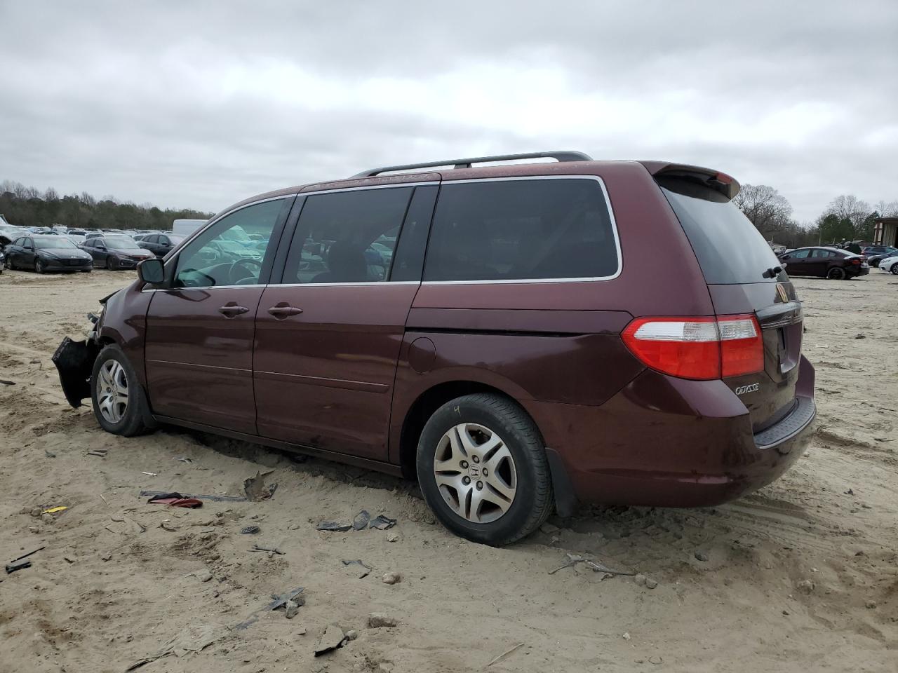 2007 Honda Odyssey - Image 2