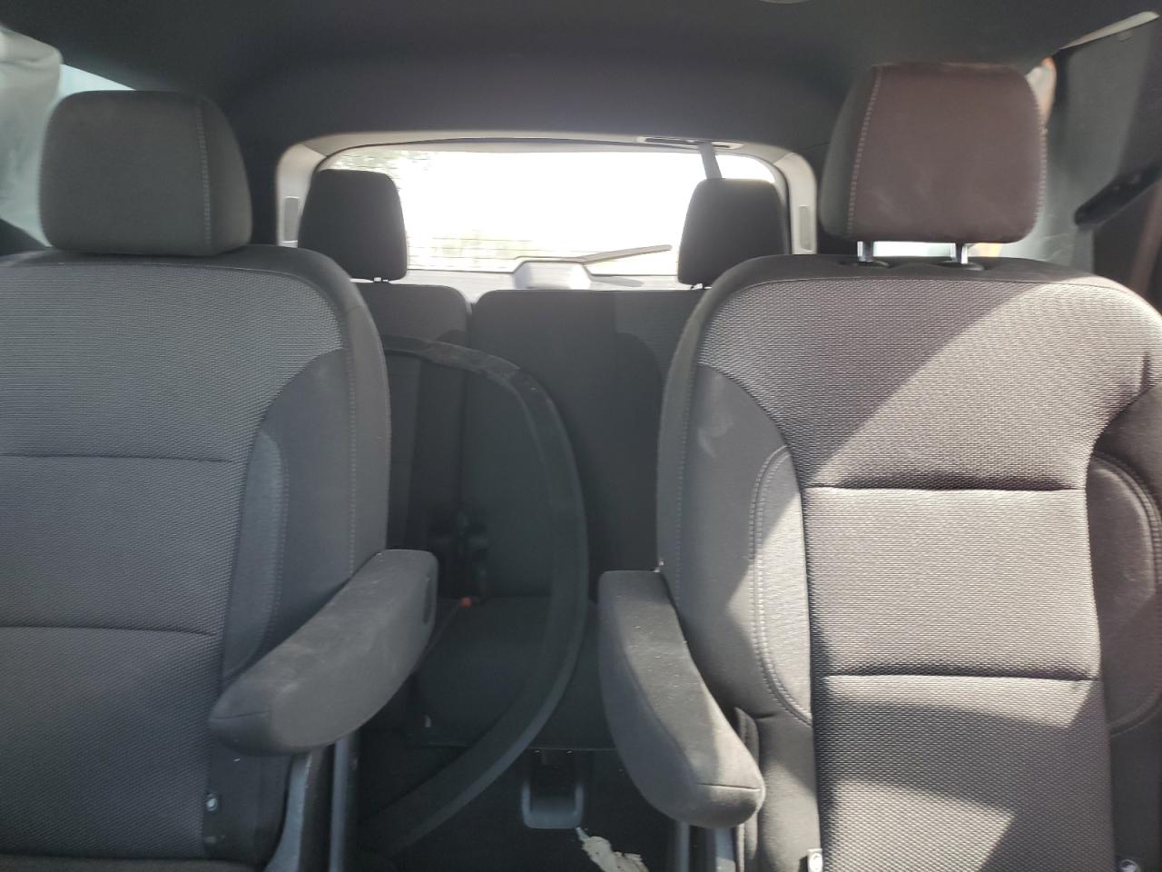 2022 Chevrolet Traverse - Image 10