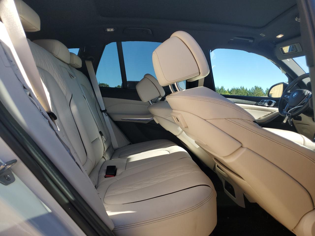 2023 BMW X5 - Image 10