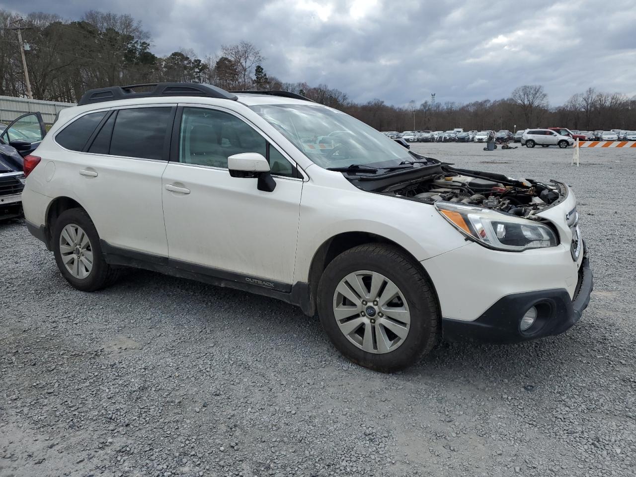 2015 Subaru Outback - Image 4