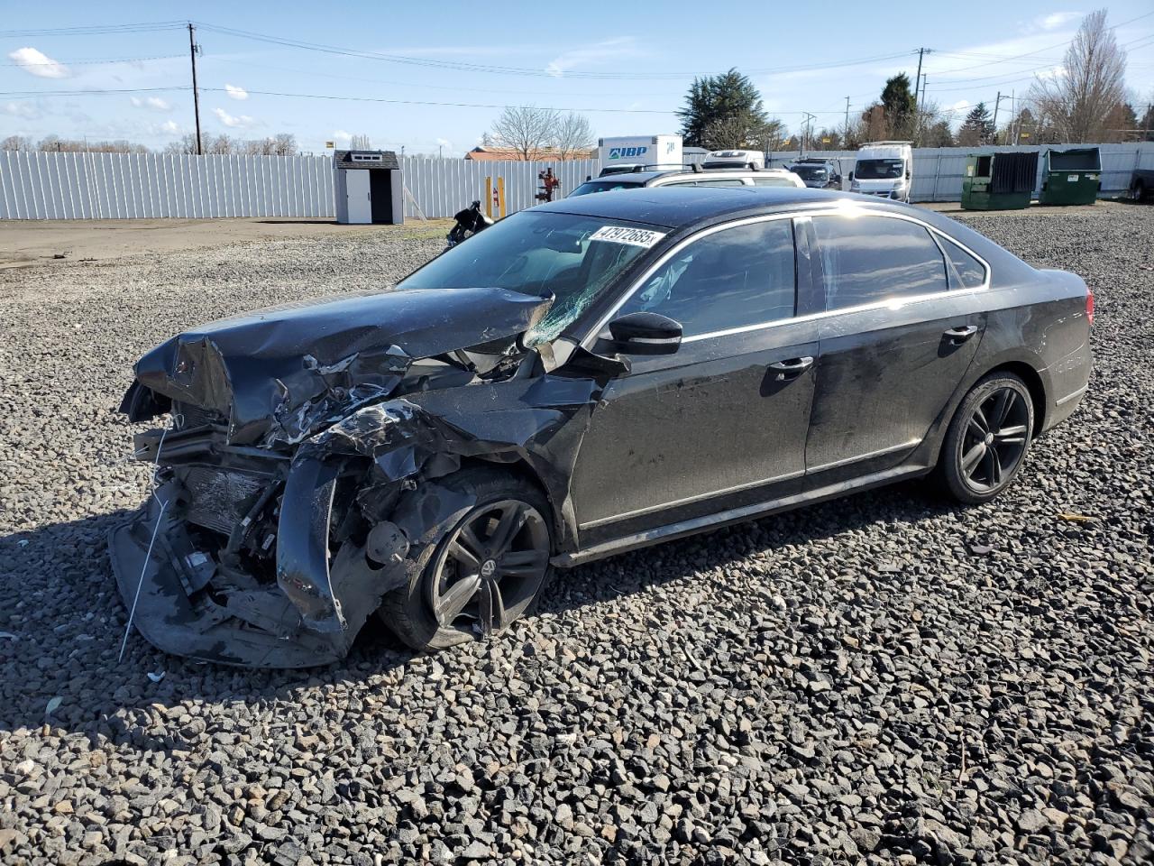 2014 Volkswagen Passat - Image 1