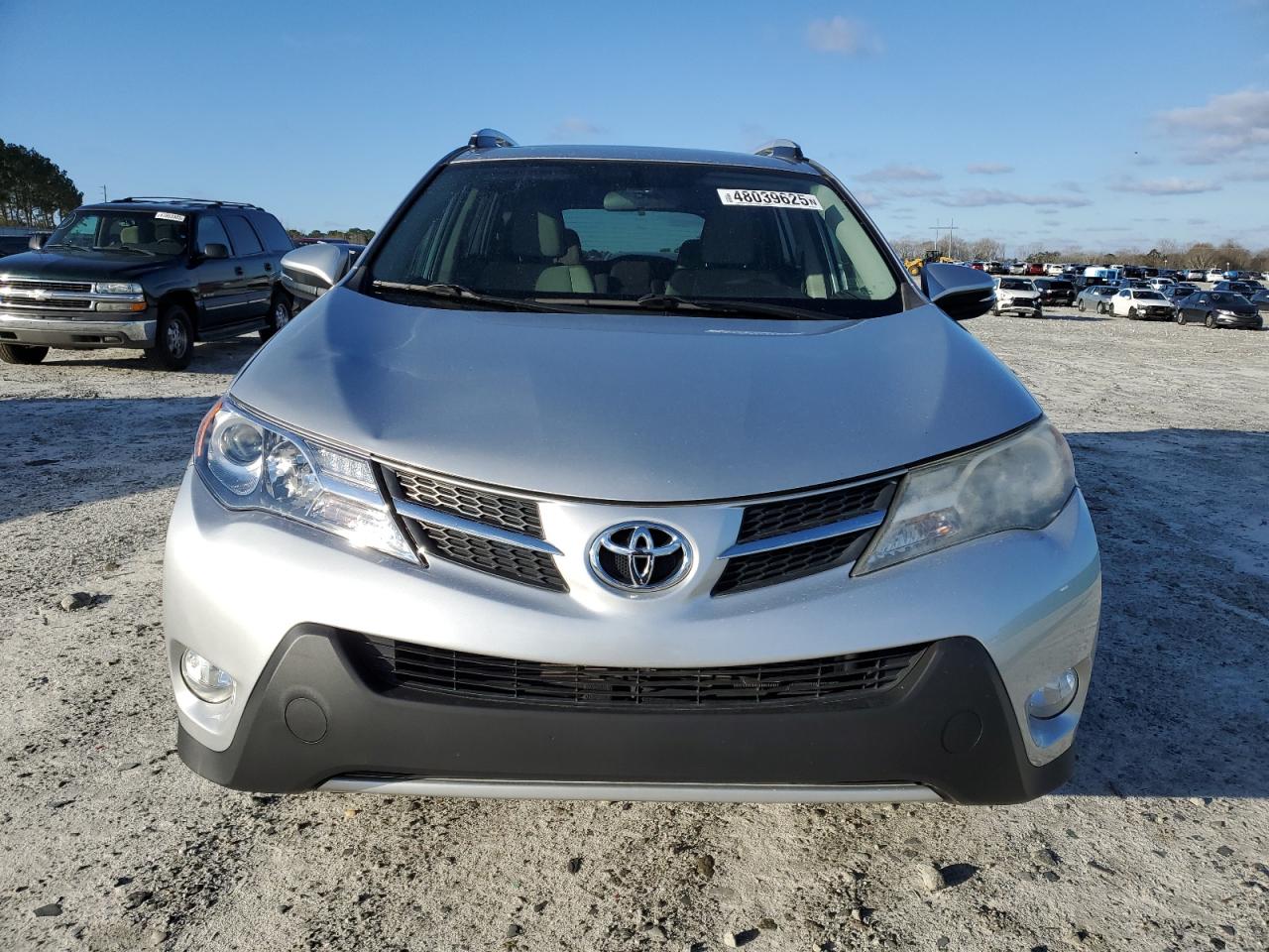 2015 Toyota RAV 4 - Image 5