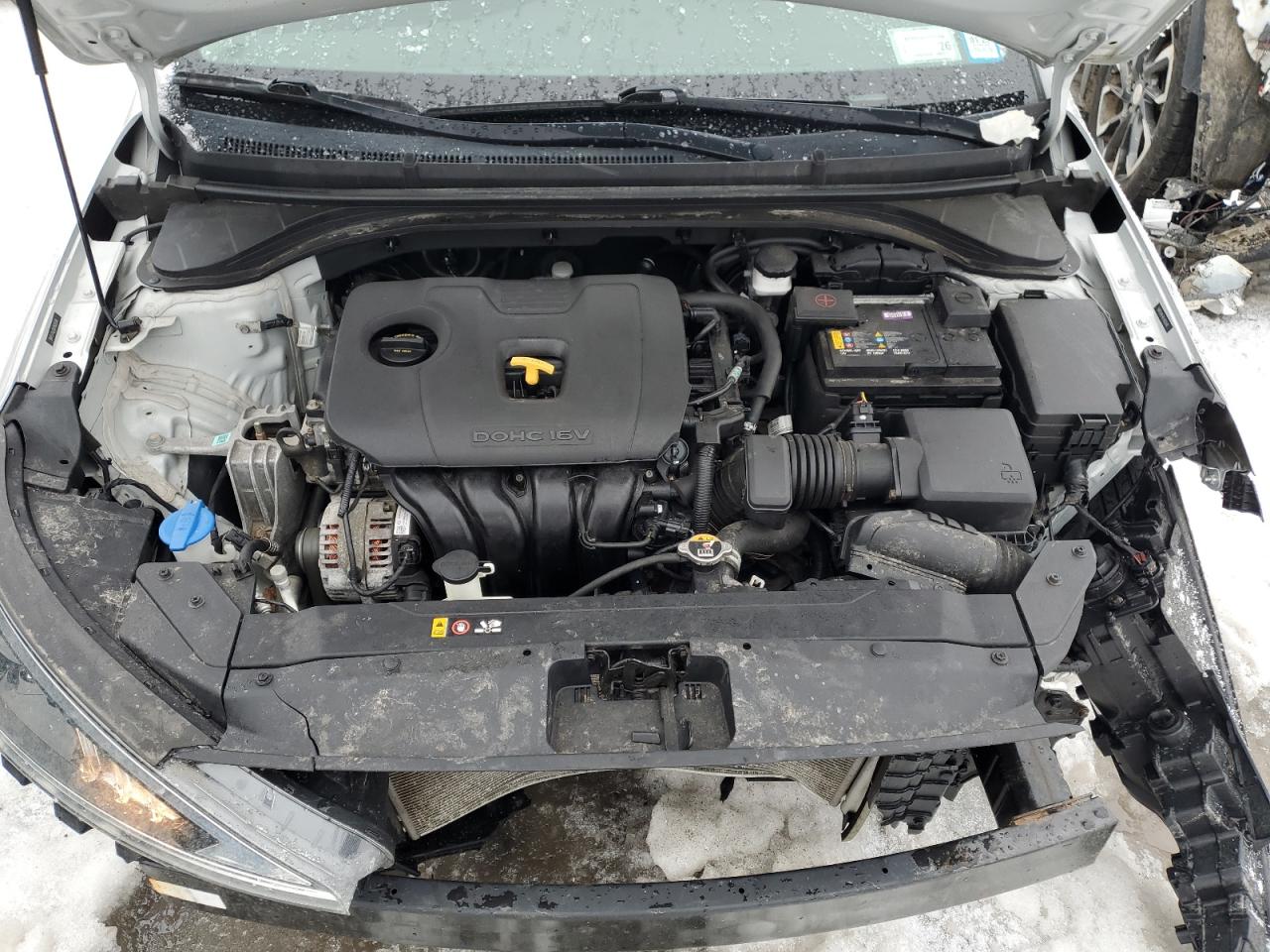 2020 Hyundai Elantra - Image 11