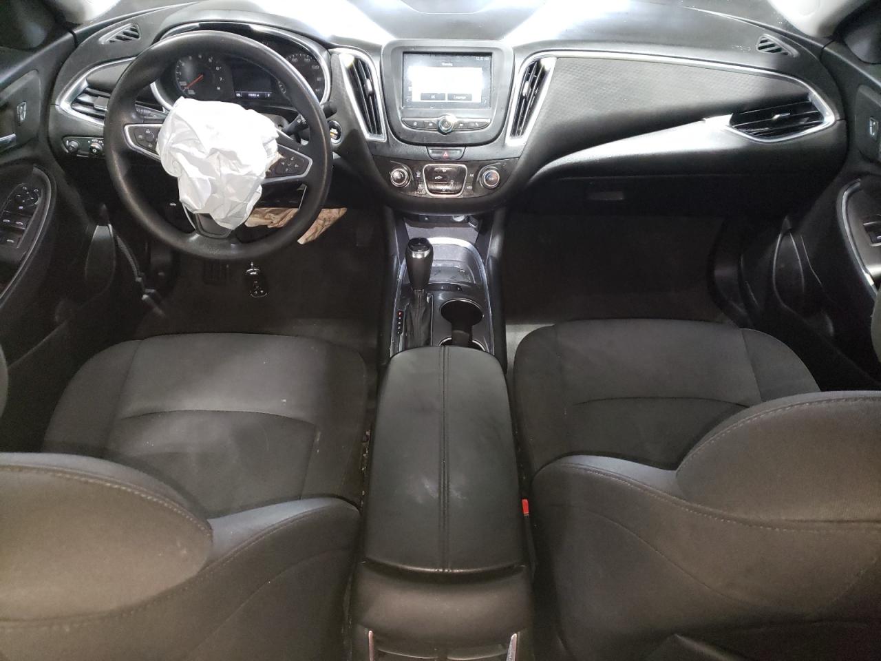 1G1ZE5ST9GF290879 CHEVROLET MALIBU 2016