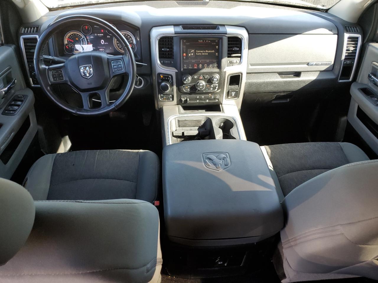 2016 RAM 1500 - Image 8