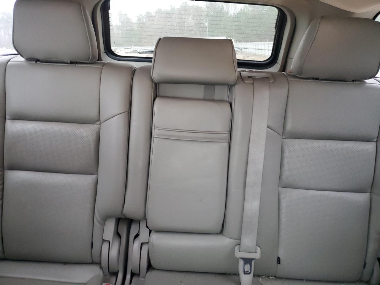 2012 Jeep Grand Cherokee - Image 10