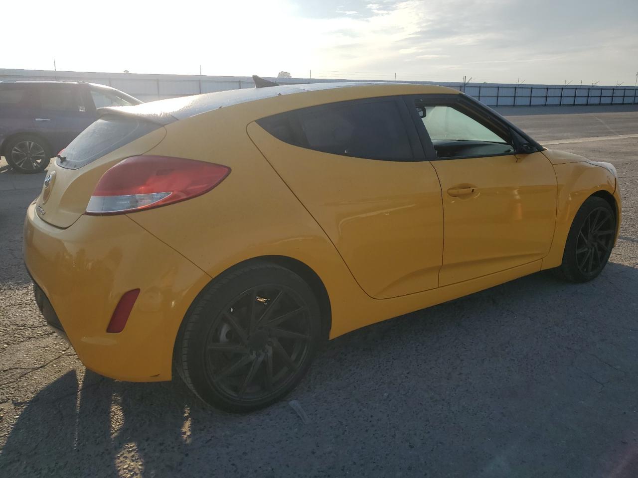 2013 Hyundai Veloster - Image 3