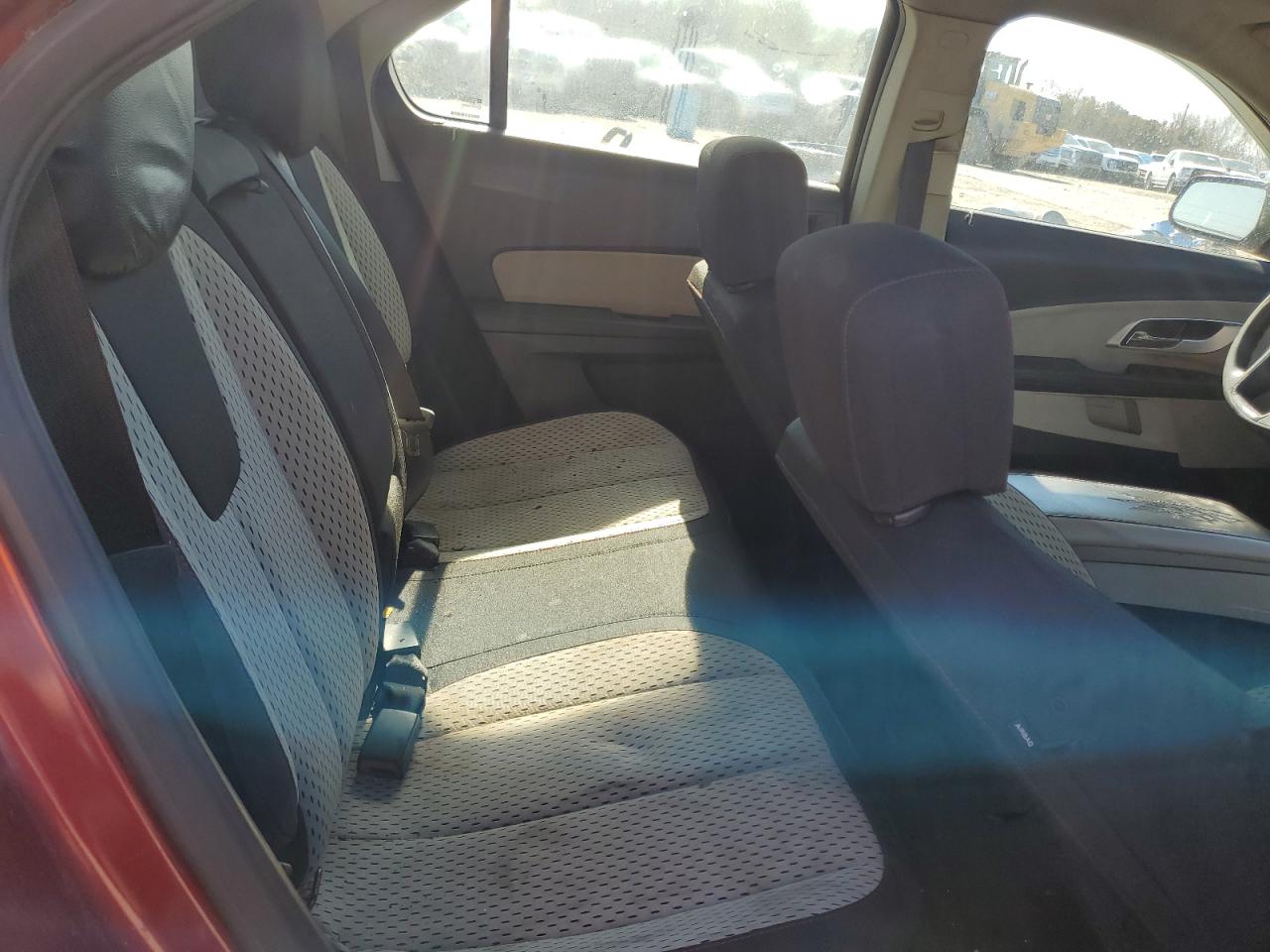 2010 Chevrolet Equinox - Image 11