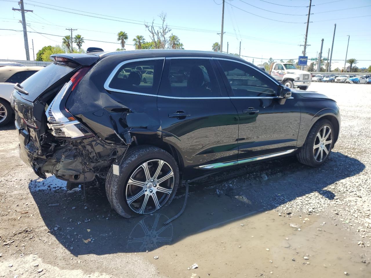 2018 Volvo XC60 - Image 3