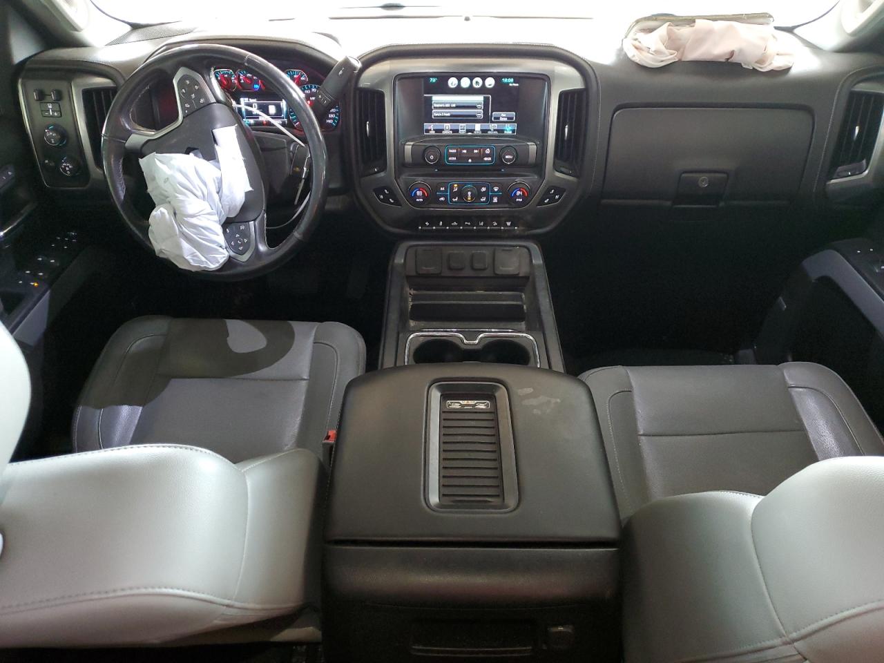 2018 Chevrolet Silverado - Image 8
