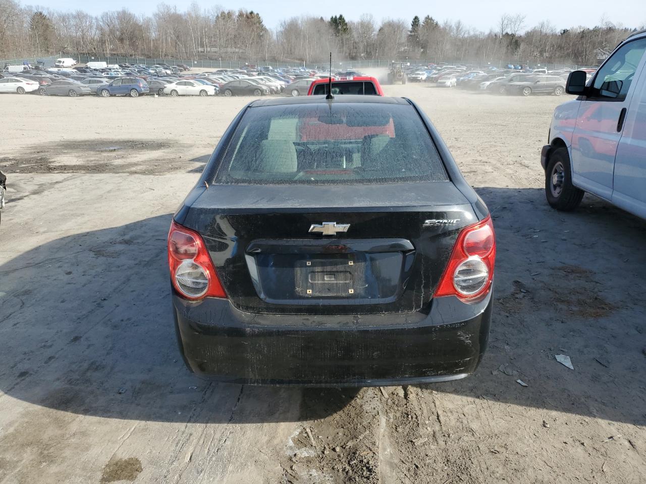 2012 Chevrolet Sonic - Image 6