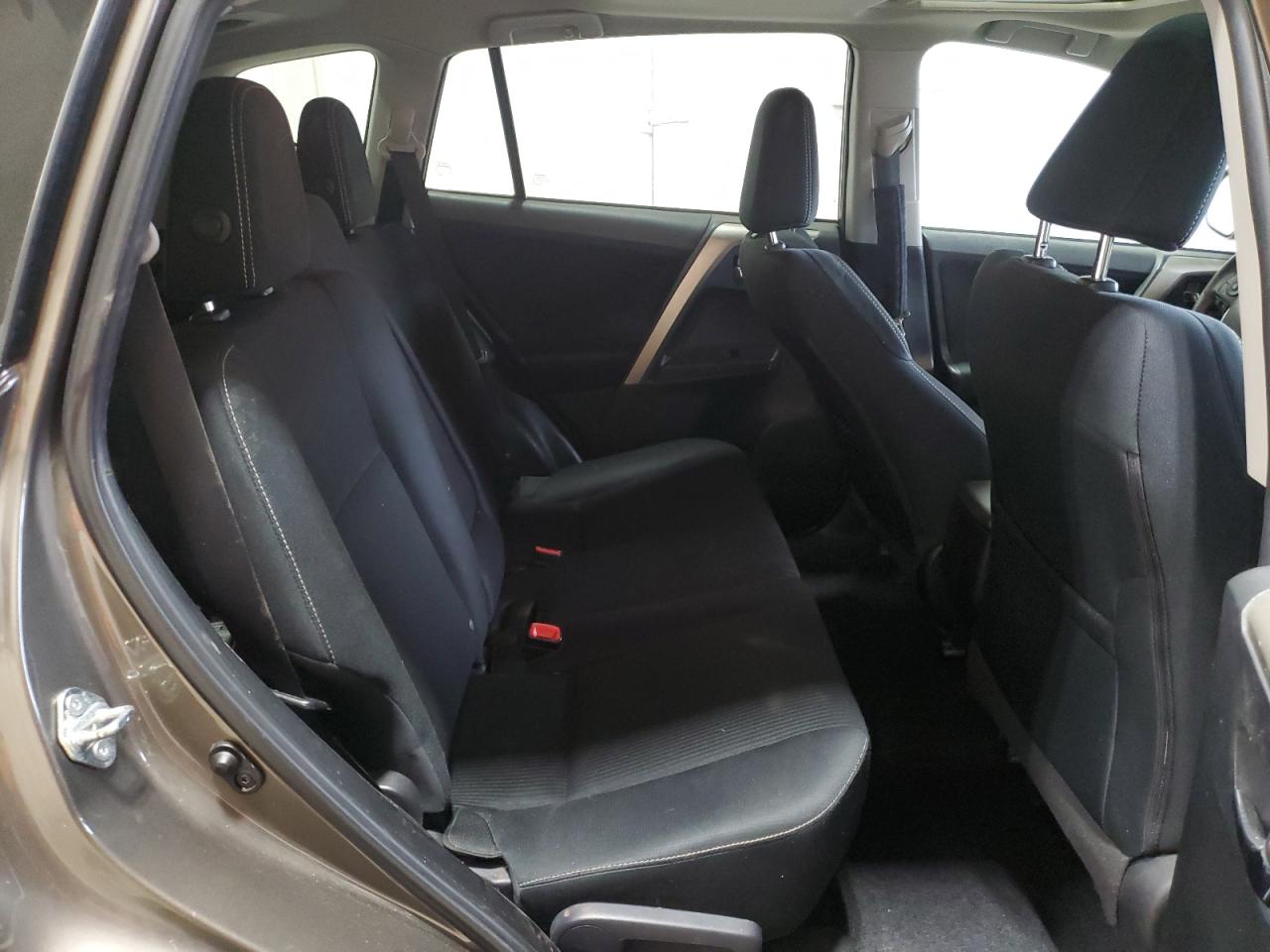 2015 Toyota RAV 4 - Image 11