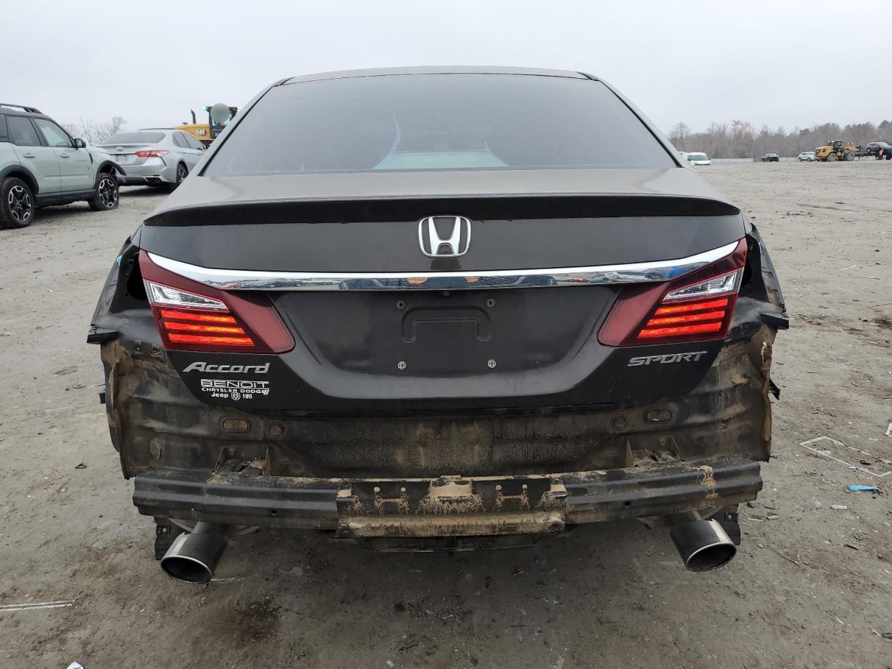 2016 Honda Accord - Image 6