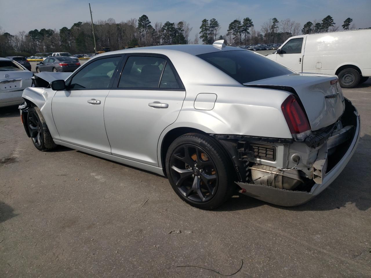 2020 Chrysler 300 - Image 2