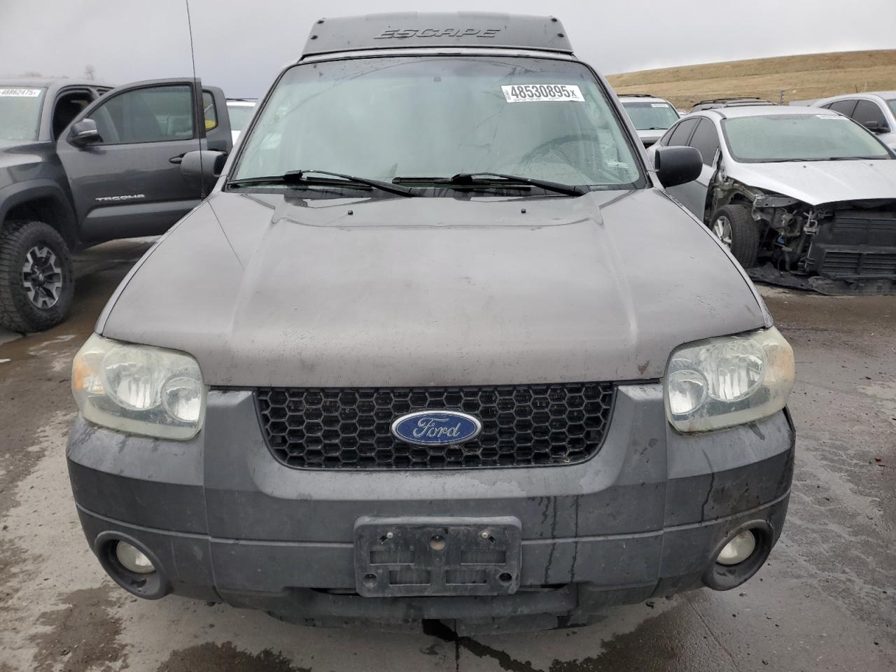 2007 Ford Escape - Image 5