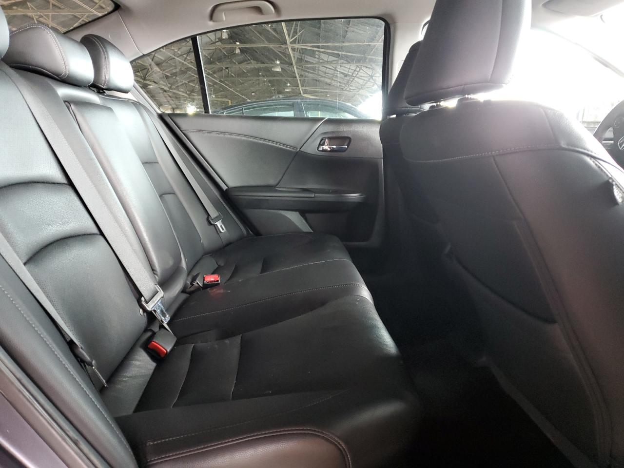 2015 Honda Accord - Image 10