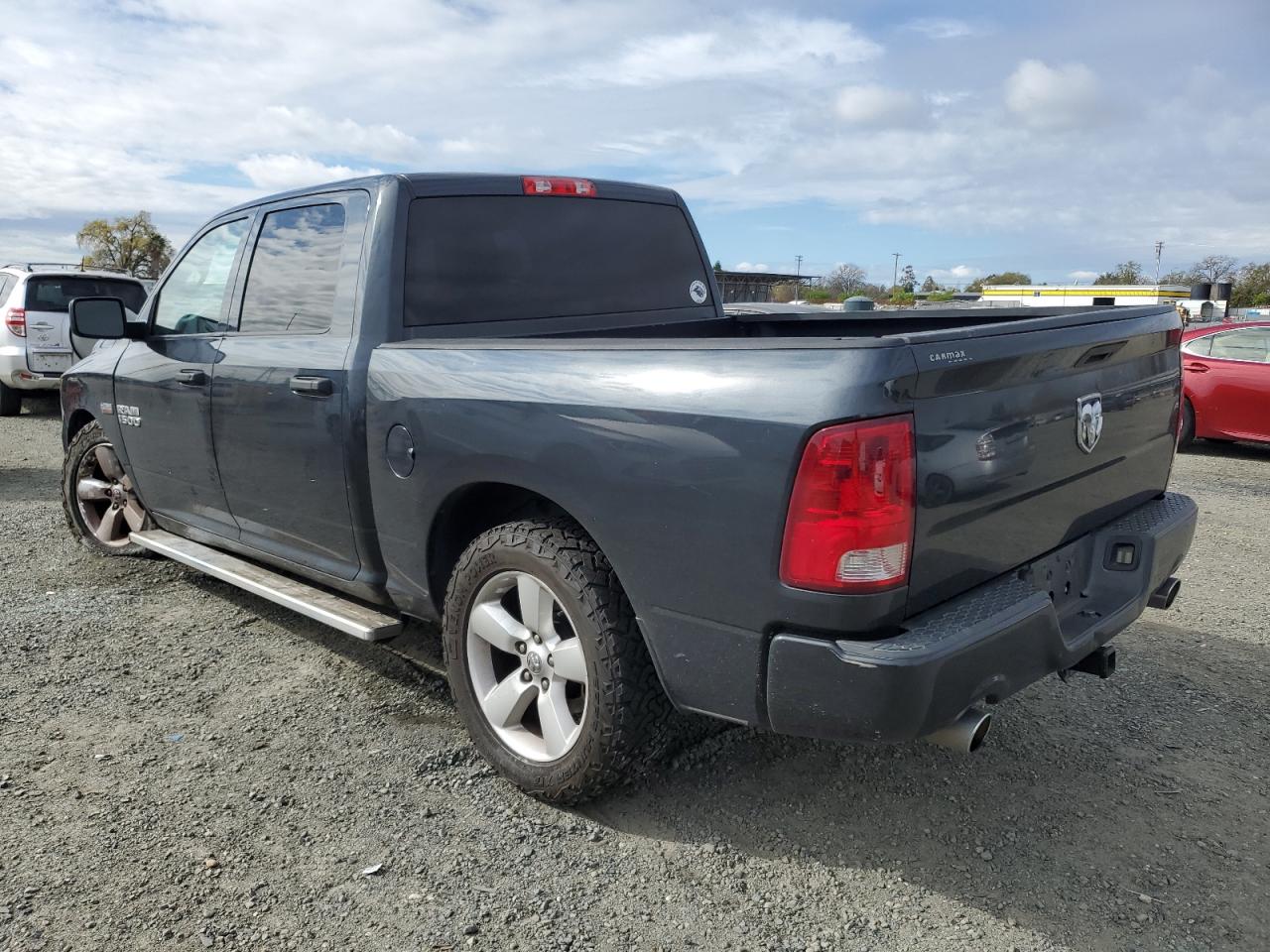 2015 RAM 1500 - Image 2